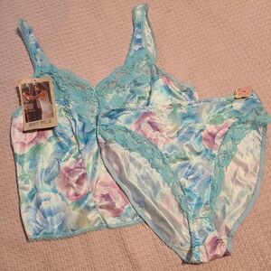 VTG Ashley Taylor Silky Nylon Cami/ Panty Set Size Lg